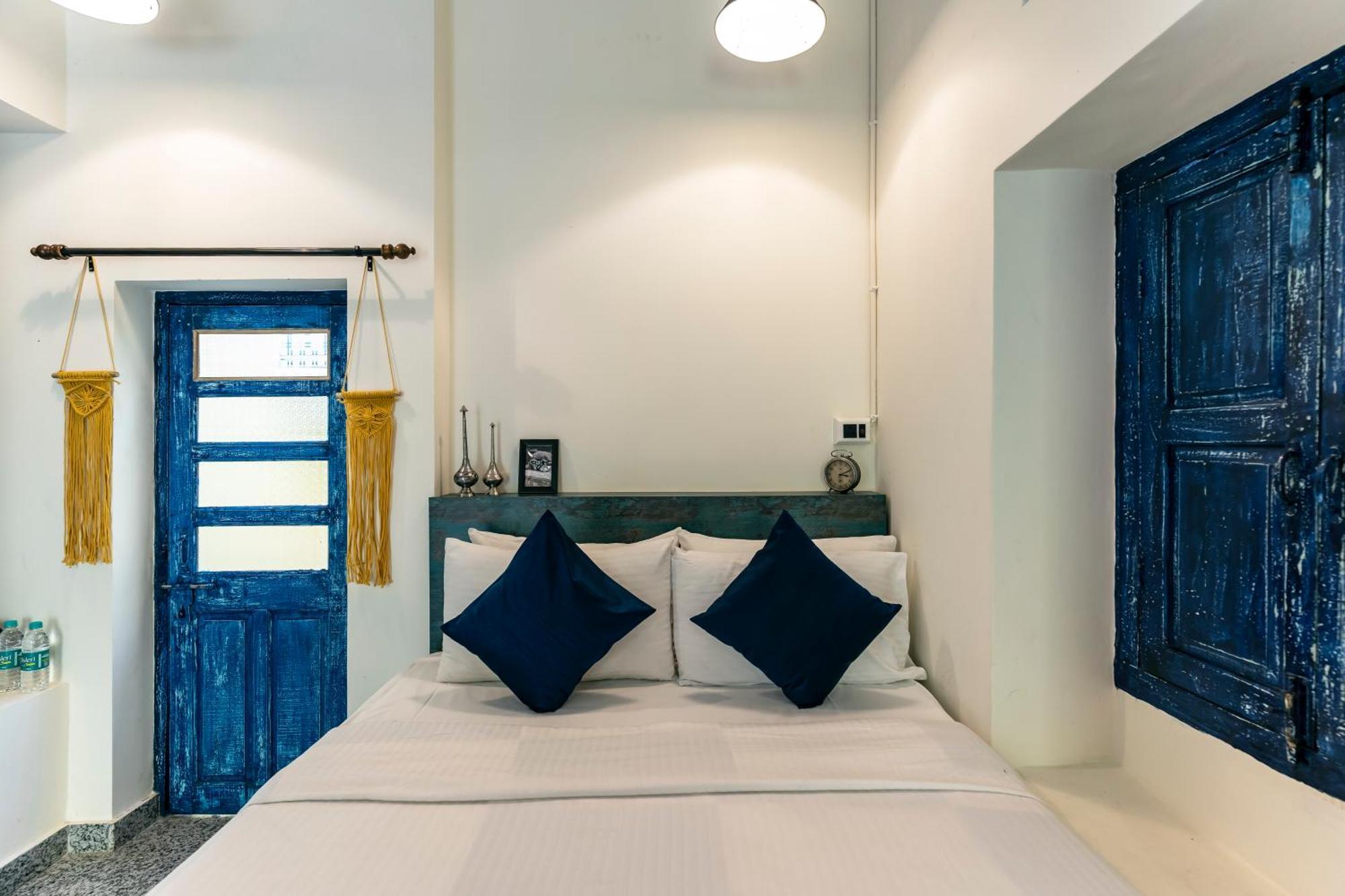 Barefoot Boutique Hotel Ουνταϊπούρ Δωμάτιο φωτογραφία